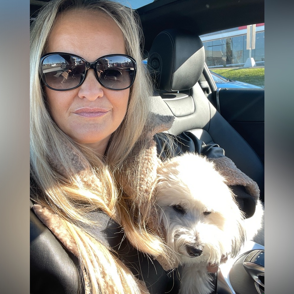 Meet your Posher, Dani